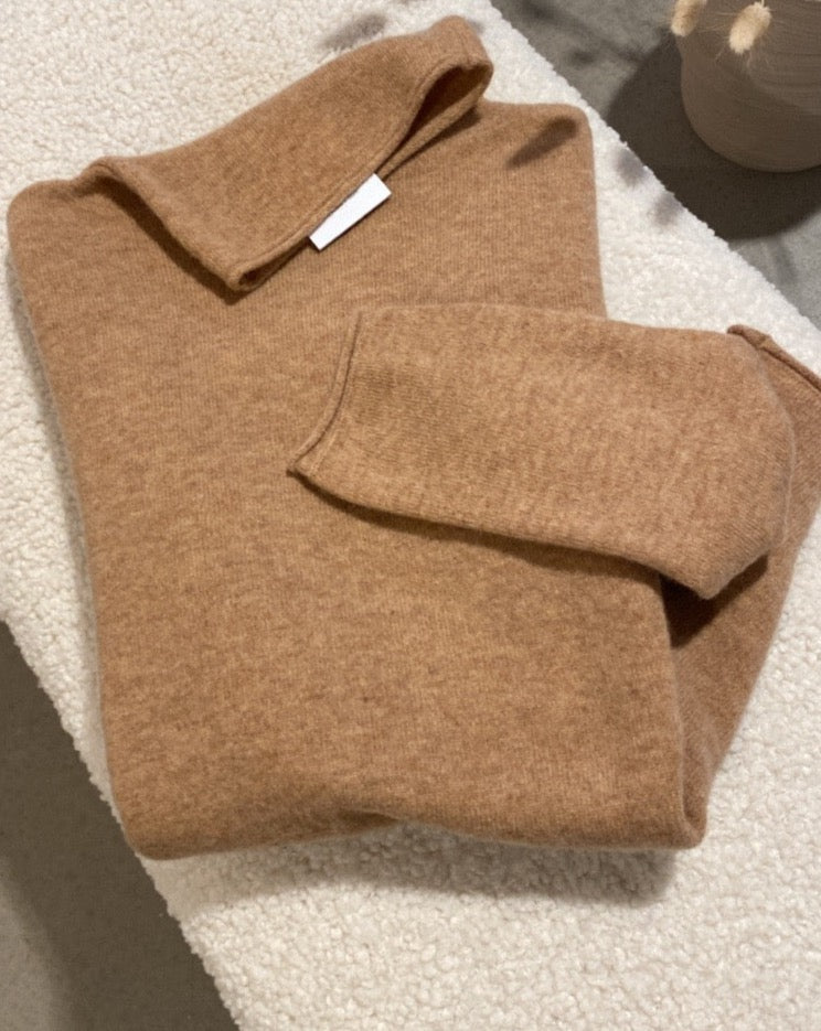 High neck wool