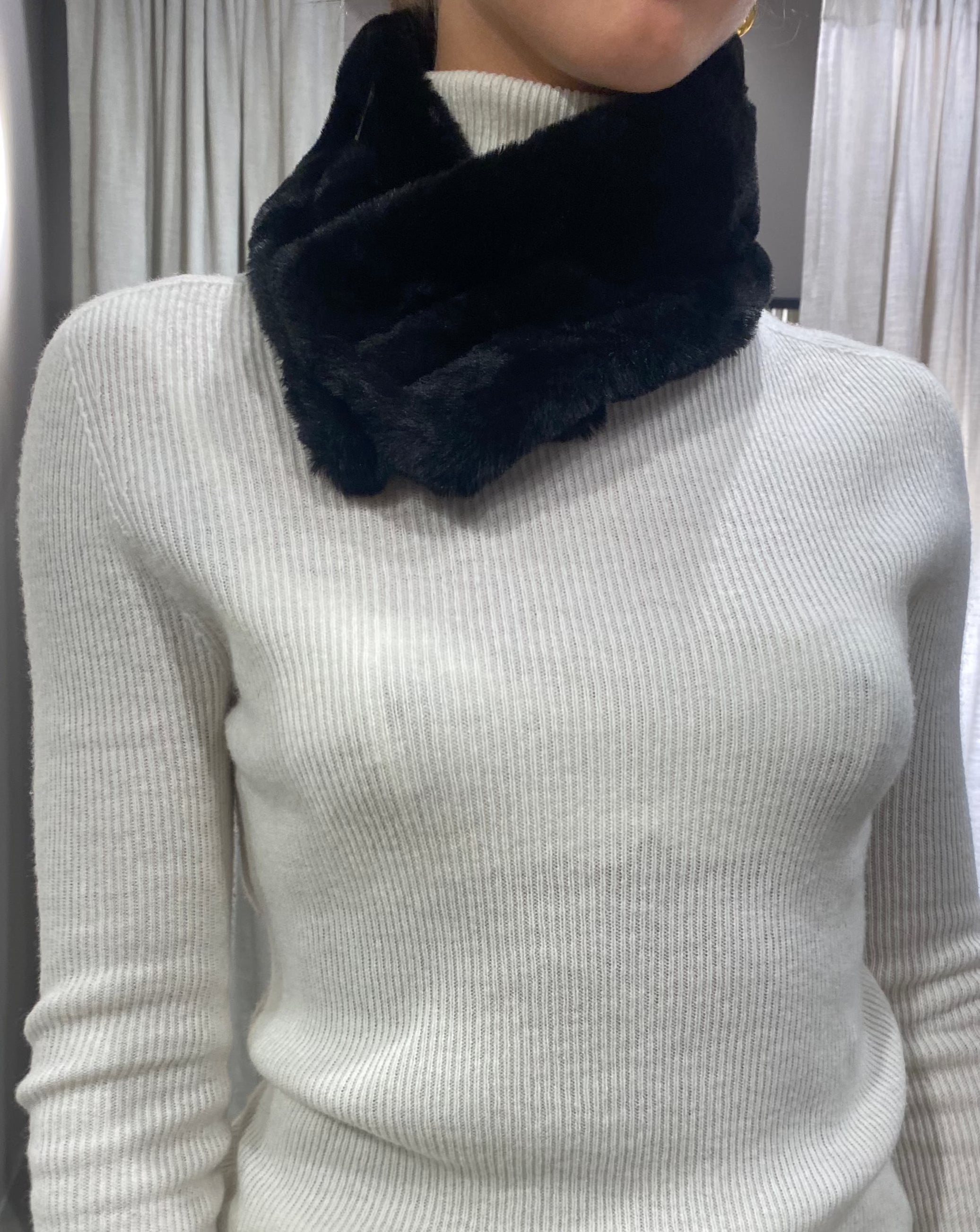 Cozy fleece warmer