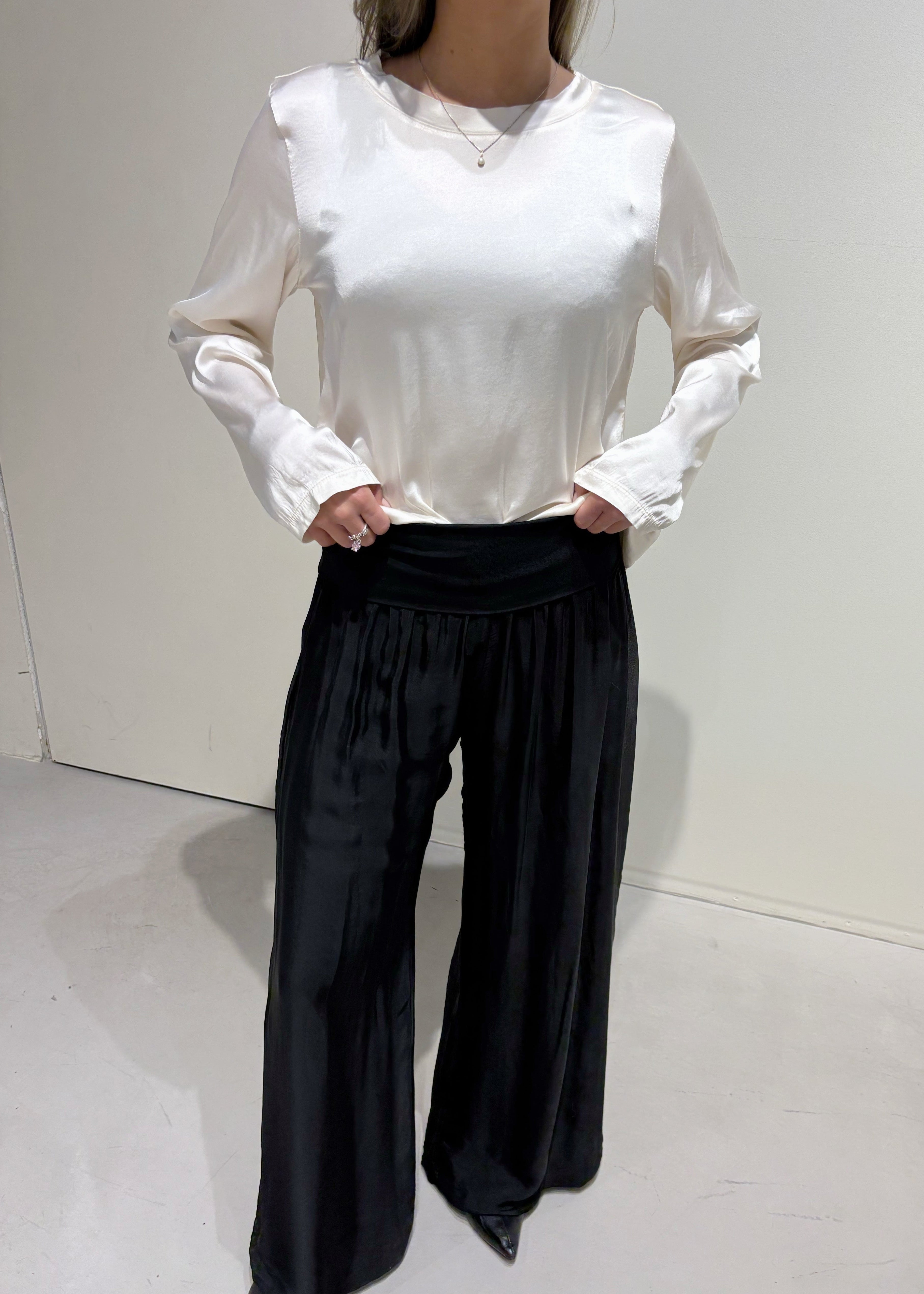 Silky Sleek Longsleeve