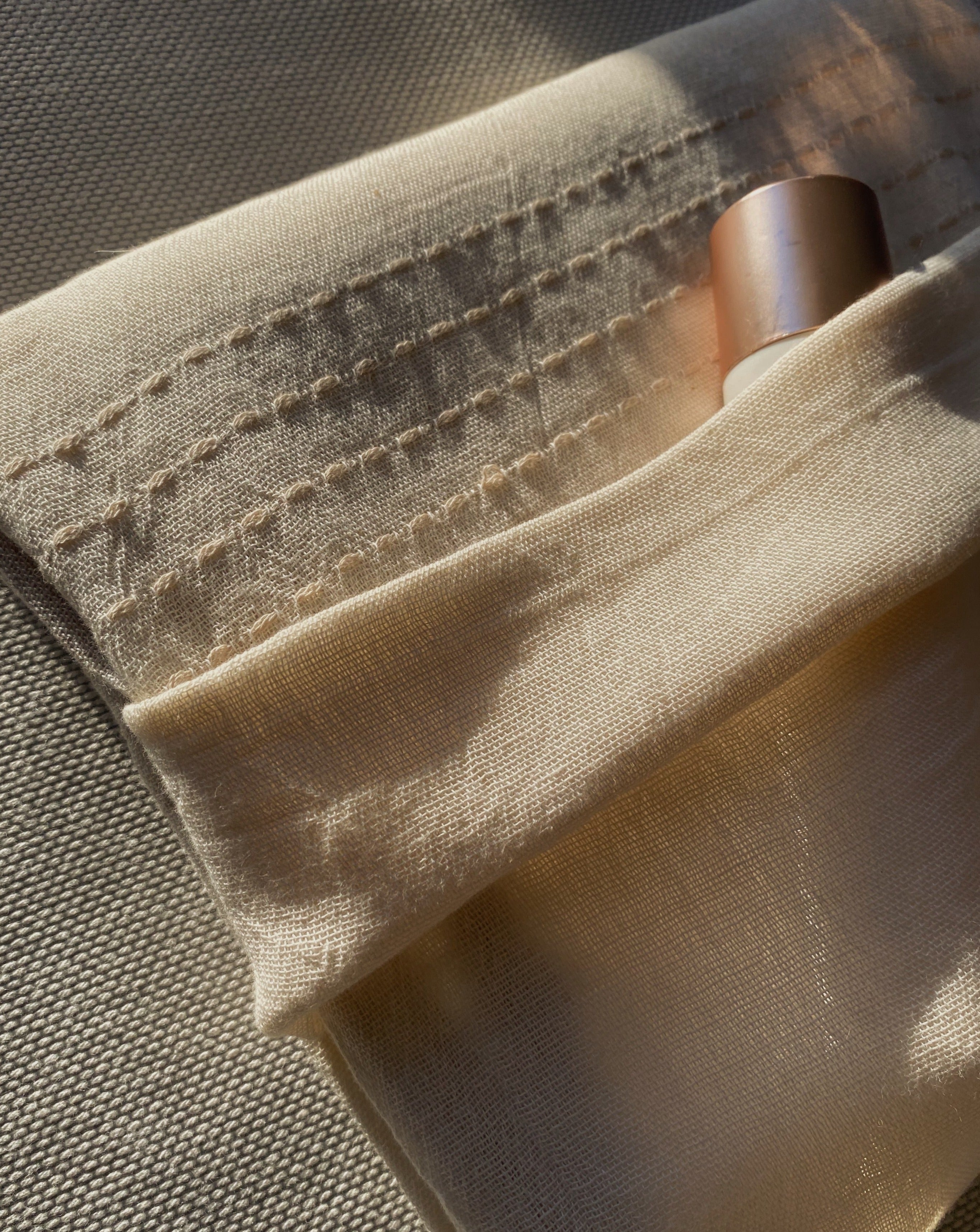 Aira fouta towel- Ivory Stripe