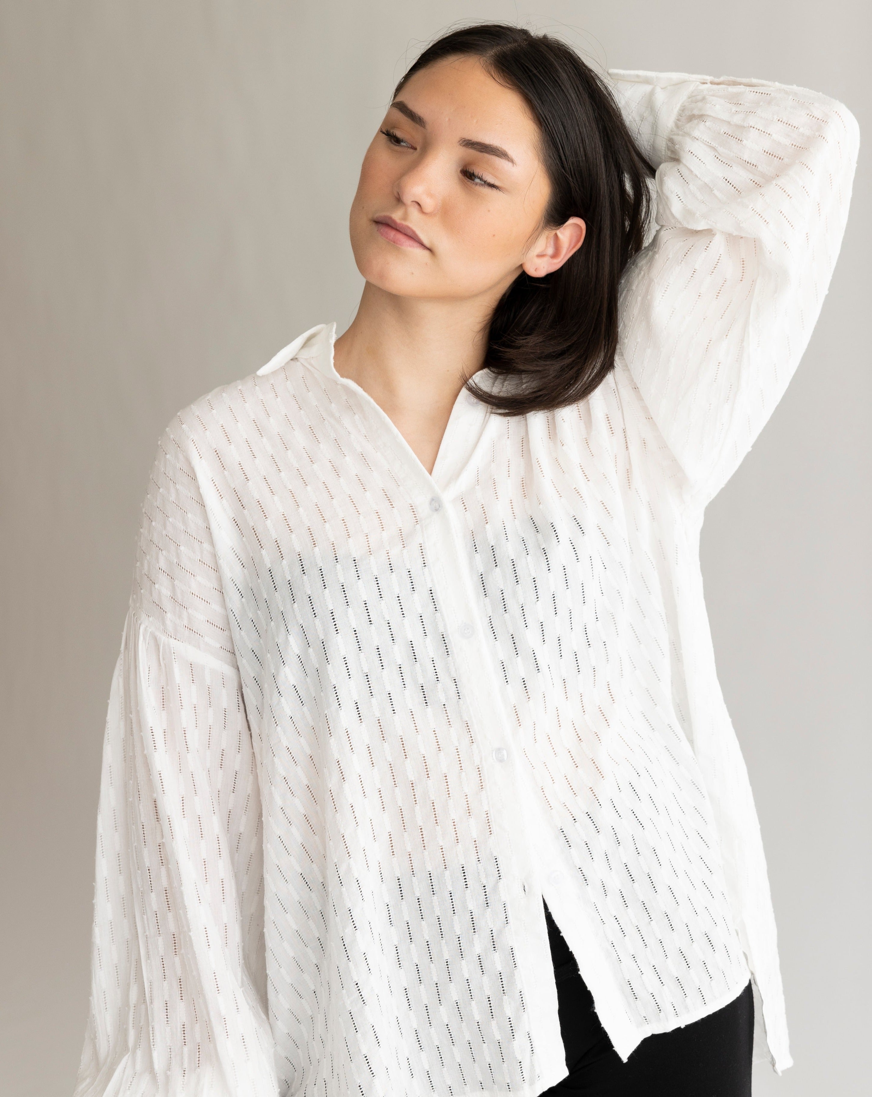 Airy lace shirt - White