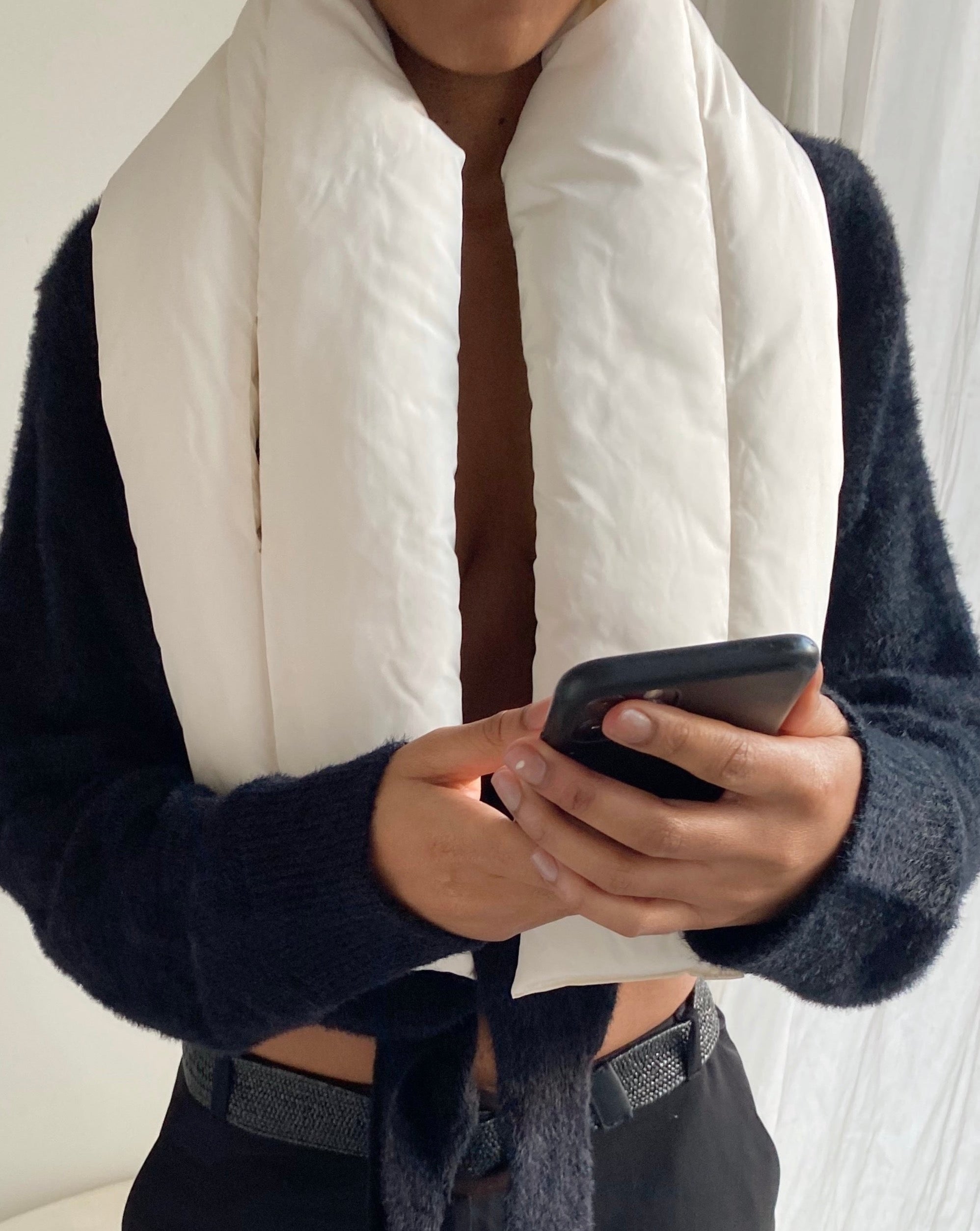 Pillow scarf- White