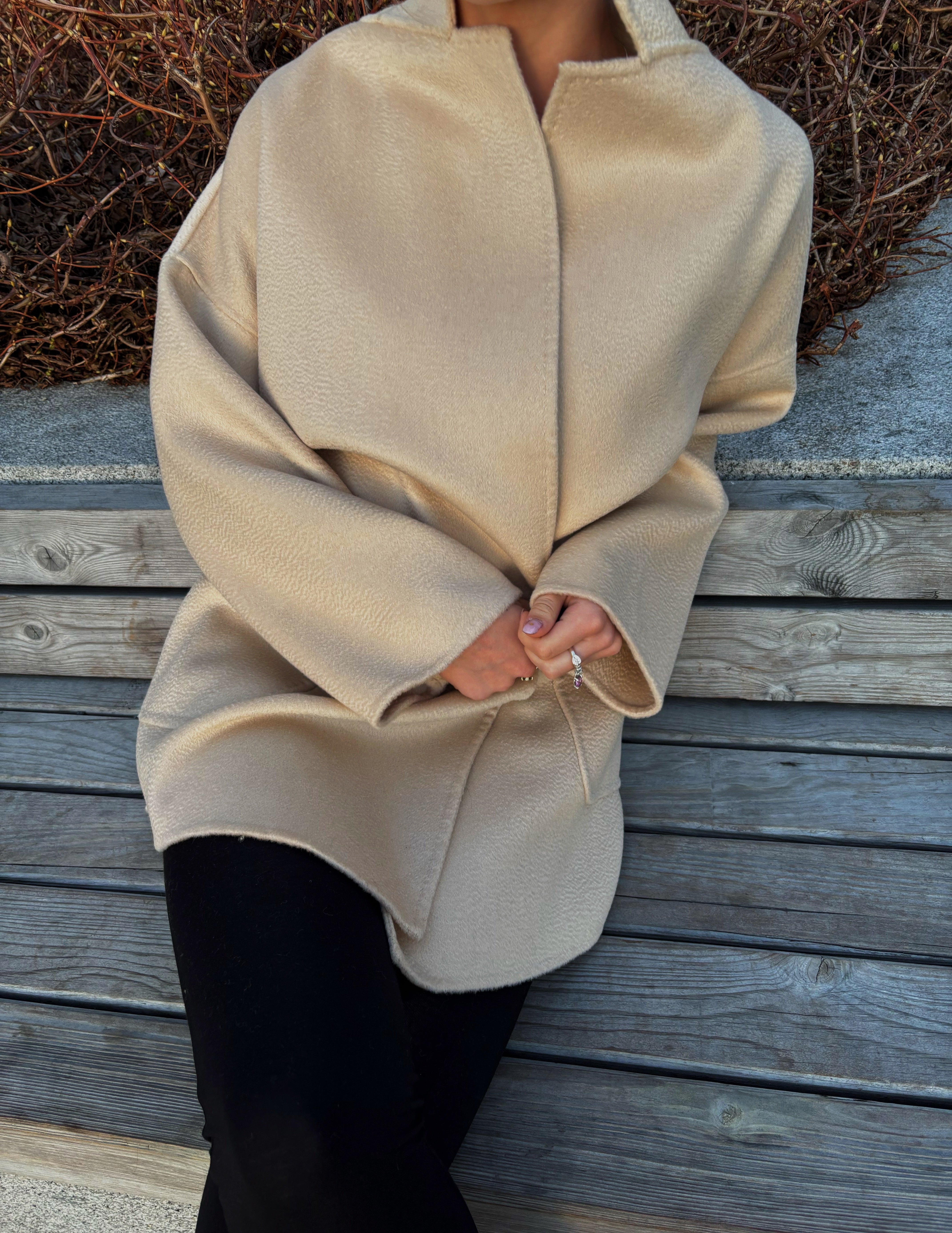 Patch pocket jacket