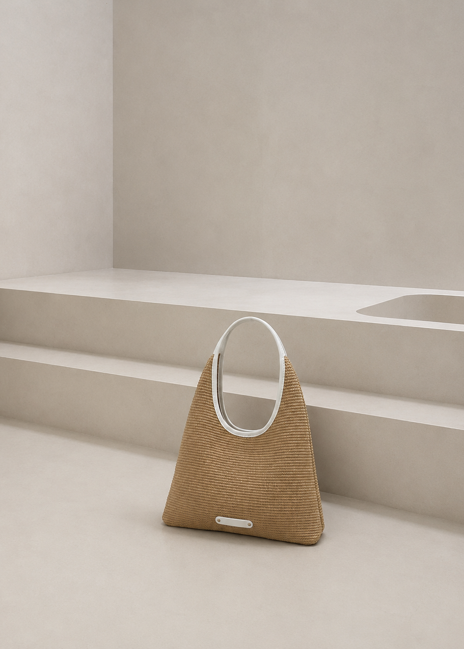 Nia Raffia Resort Bag