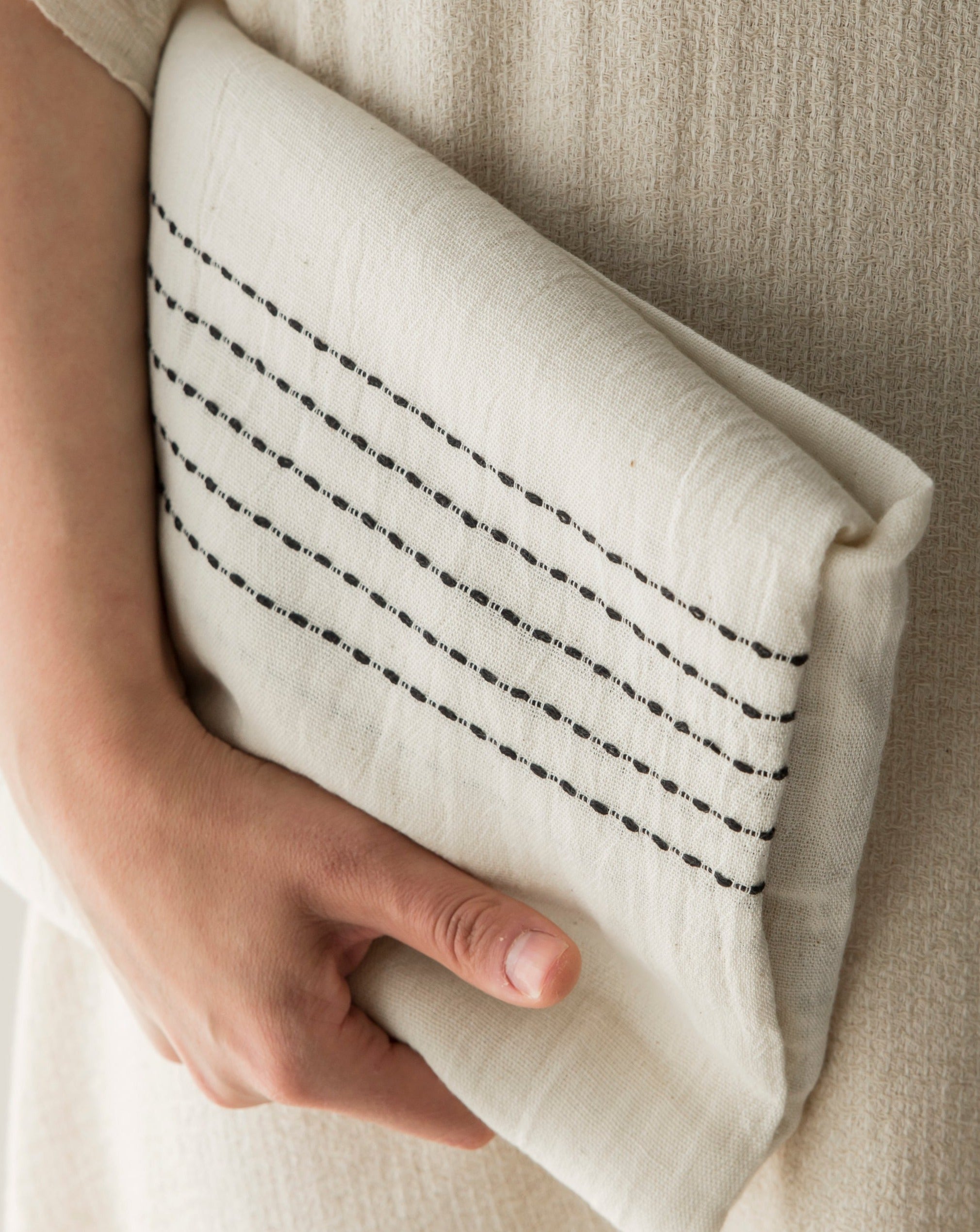 Aira fouta towel- Ivory Stripe